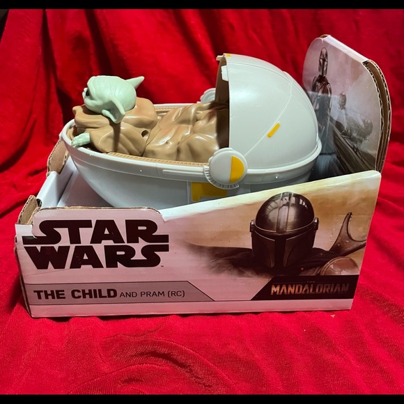 Disney Toys Star Wars The Mandalorian The Child Remote Control